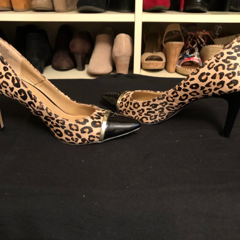 Shoes - Picture 4 of 4